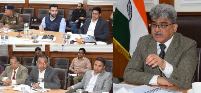 'Chief Secretary, Atal Dulloo reviewed the situation in Badhaal village of Rajouri related to the mysterious illness '